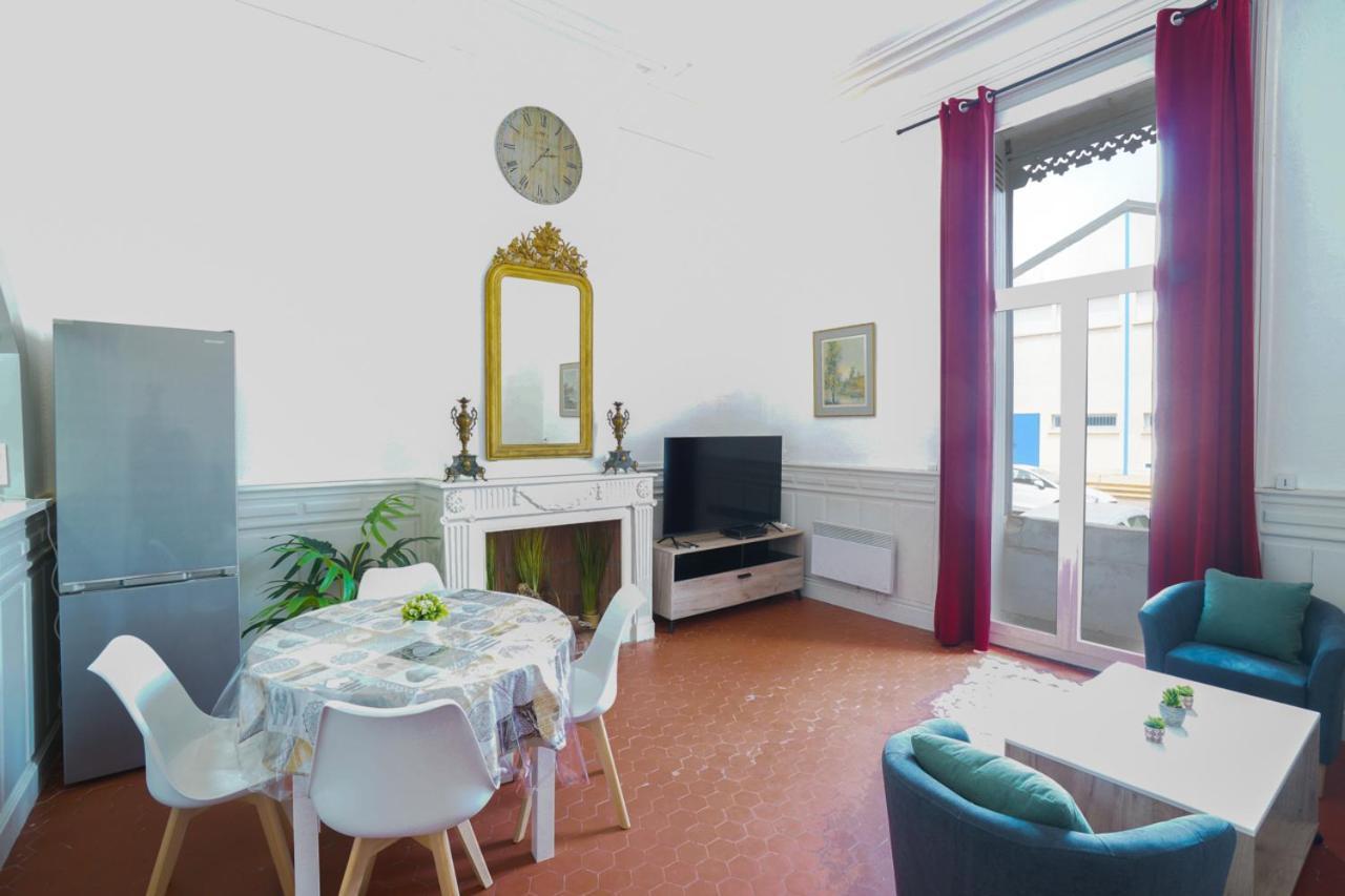 Appartement Du Forum,La Gare, 50 M2 , Climatisation, Garage, Cour Нарбонна Экстерьер фото